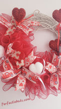 Load image into Gallery viewer, Gnome Valentine Wreath